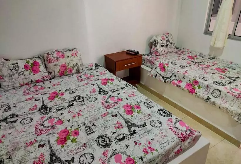 Hotelli Central Fusa