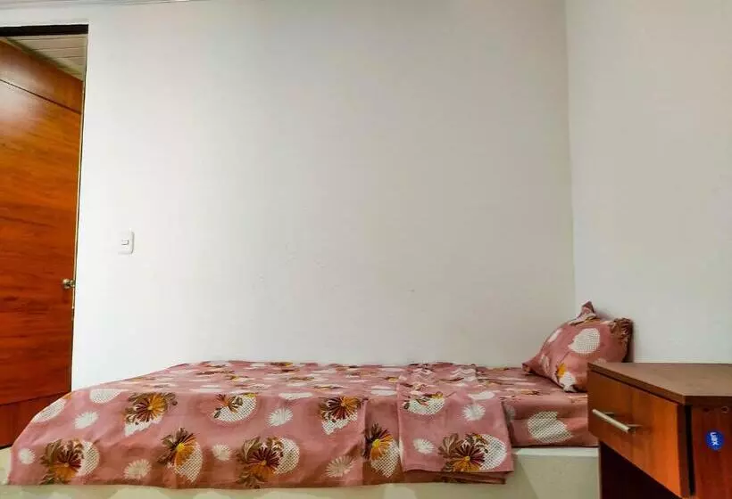 Hotelli Central Fusa