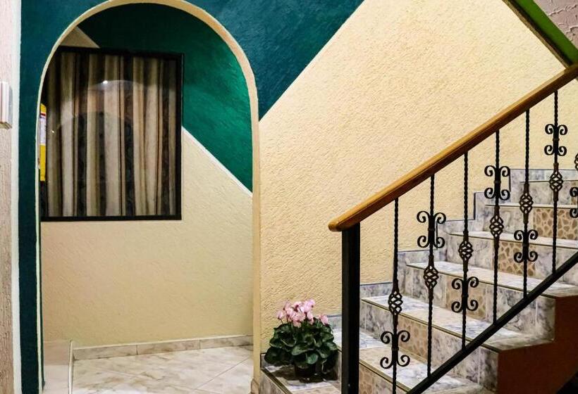 ホテル Ciudad Dulce Moniquira