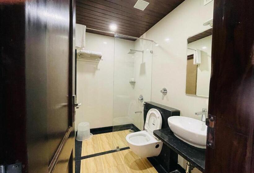 ホテル Clover Inn