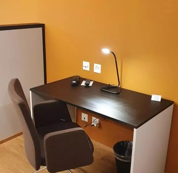 هتل Guesthouse Bern Managed By  Bären Am Bundesplatz