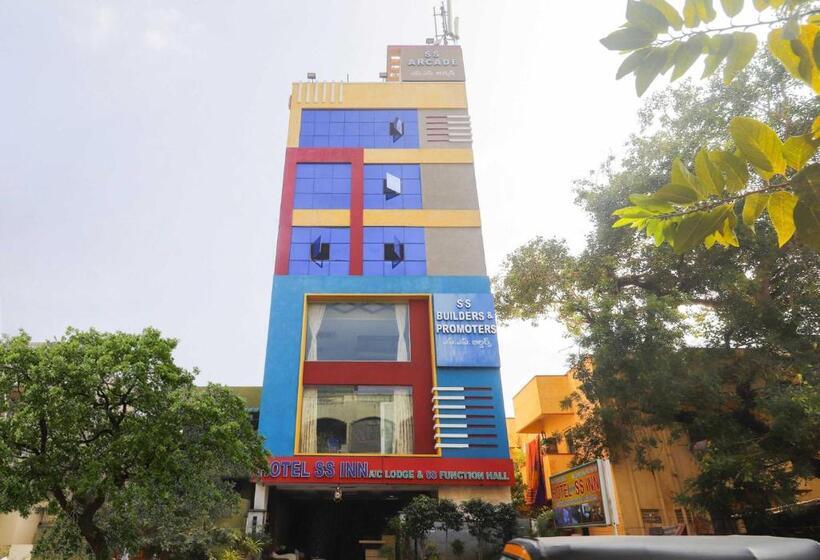 Hotel Oyo 77226  New Ss Inn