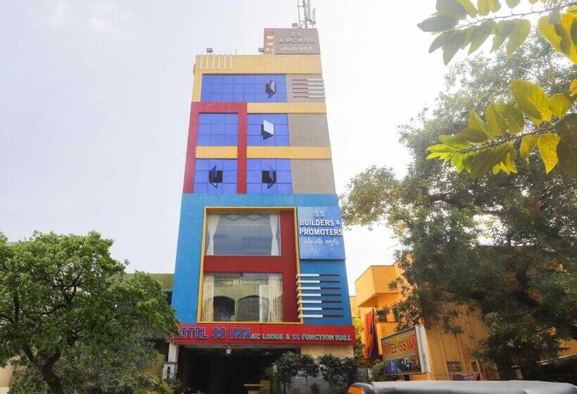 Hotel Oyo 77226  New Ss Inn