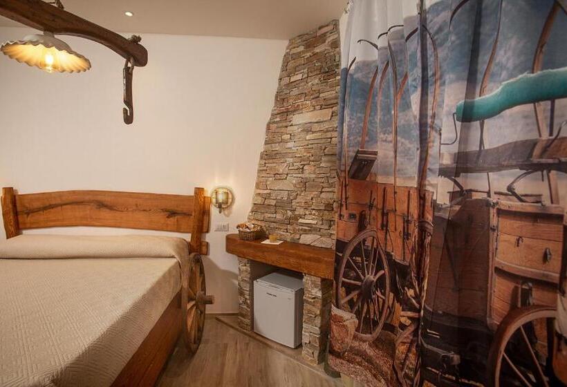 بنسيون Vincent House Boutique