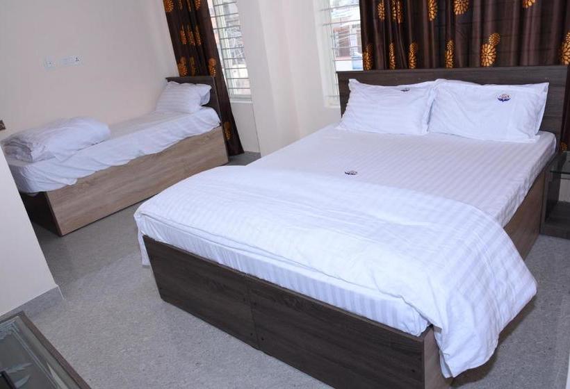 هاستل Yashas Paradise