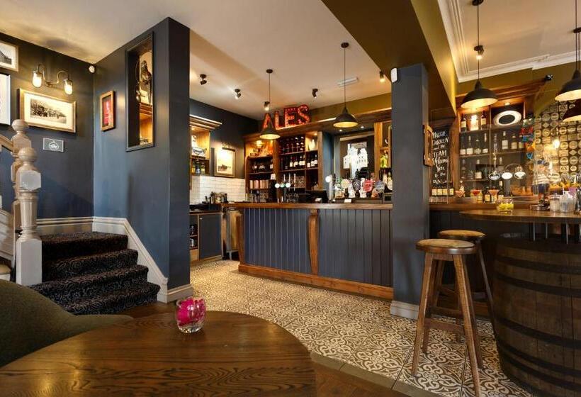 호텔 Inn In The Park