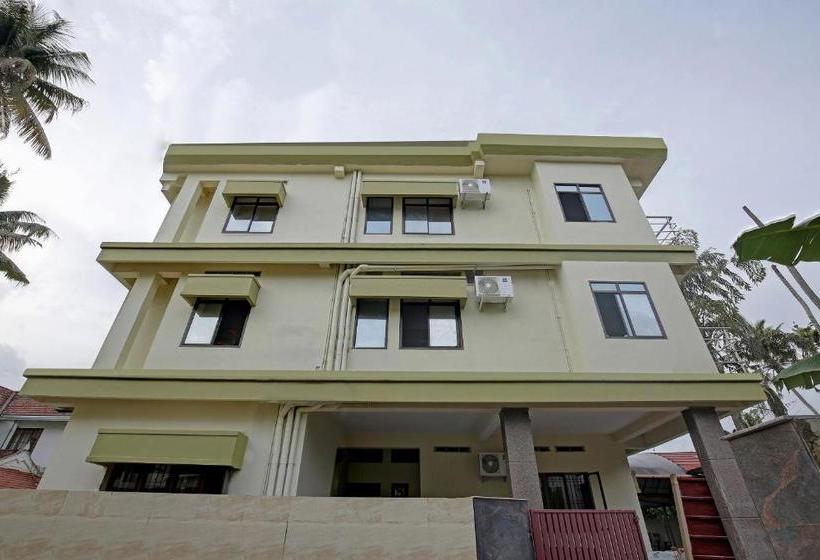 בית מלון כפרי Oyo 76005  Soundarya Inn