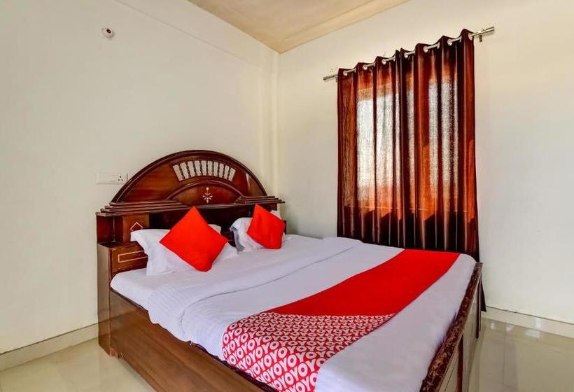 Hotel Spot On 77058  Luv Palace 2