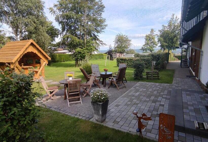 ペンション Gästehaus Kuck