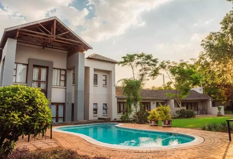 Majatalo Tamboti Guest Lodge