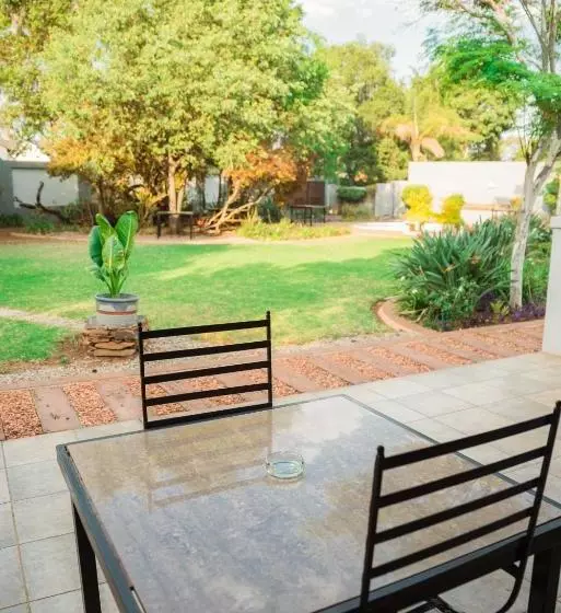 Majatalo Tamboti Guest Lodge