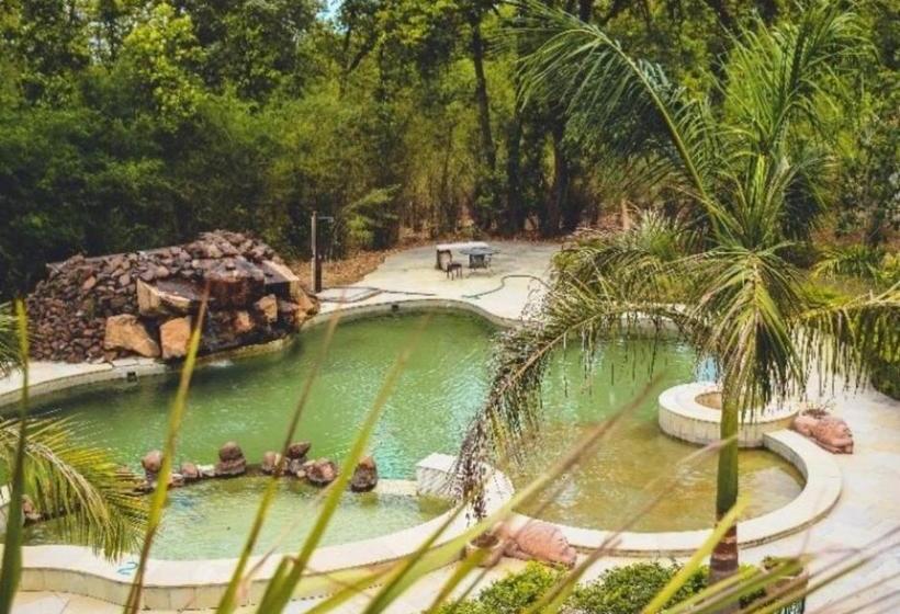 אתר נופש The Roaring Salvan County