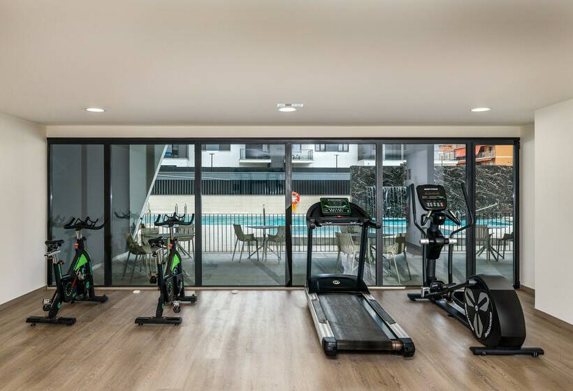 هتل Senator Gandia