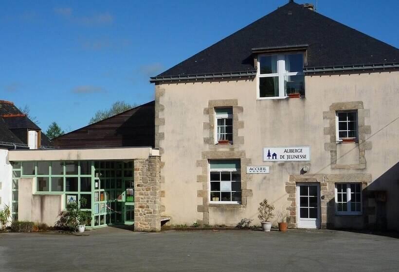 הוסטל Auberge De Jeunesse Hi Pontivy
