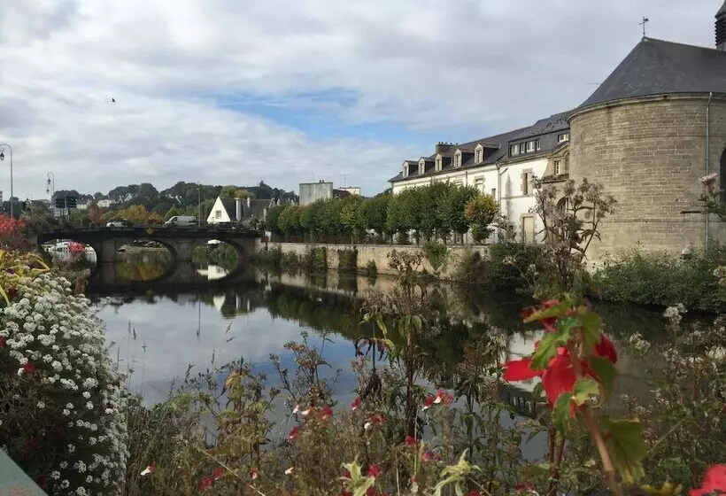 Auberge De Jeunesse Hi Pontivy