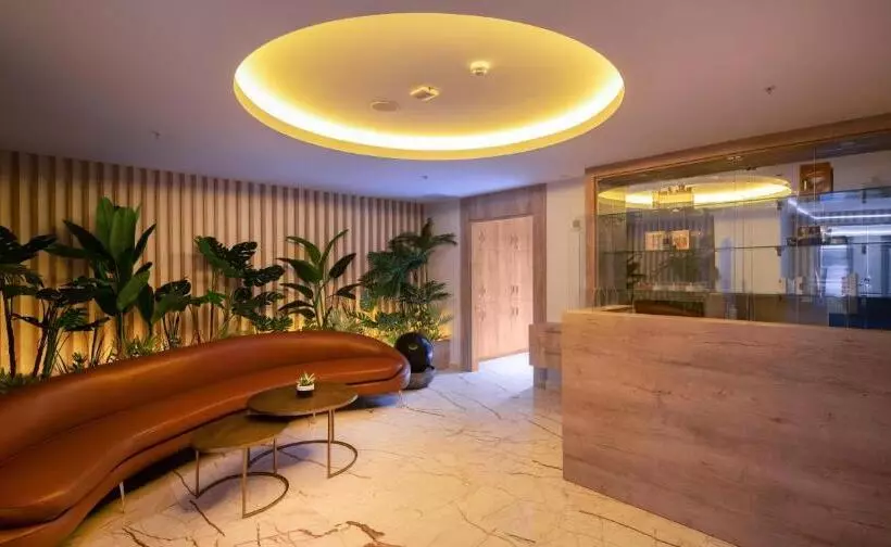 Concorde Tower Hotel & Casino