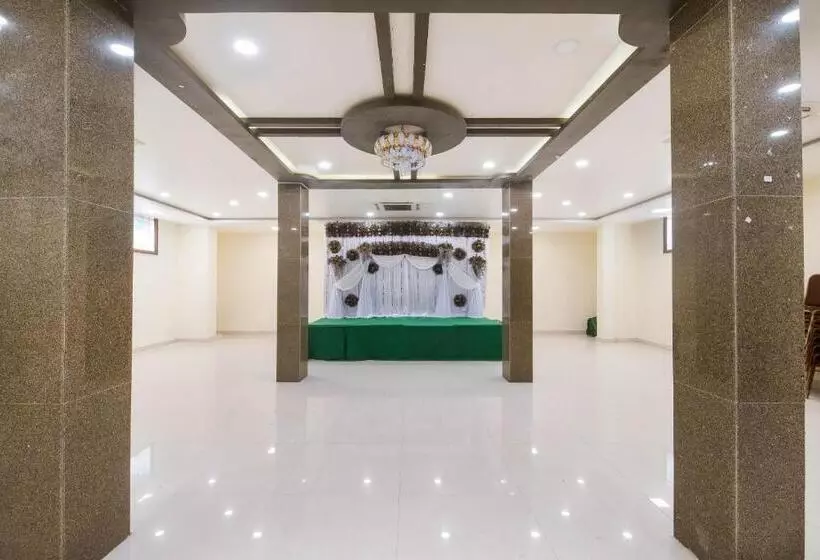 Hotelli Capital O Aditya Grand