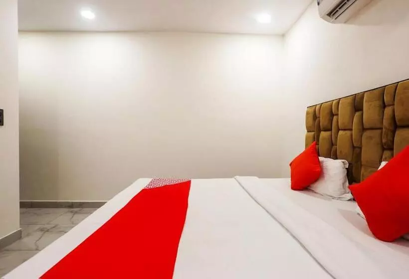 ホテル Oyo 76522 Star Stay