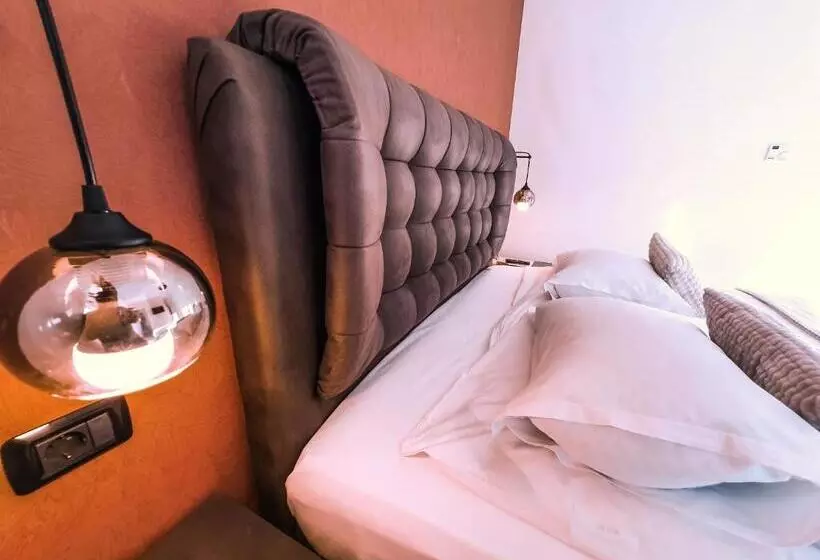 ペンション Transylvania Mountain View Cdi