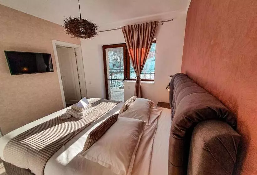 ペンション Transylvania Mountain View Cdi