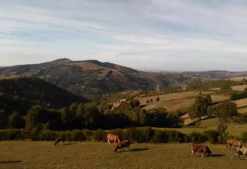 Retkeilymaja Linar Do Rei