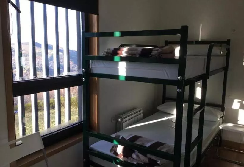 Retkeilymaja Linar Do Rei