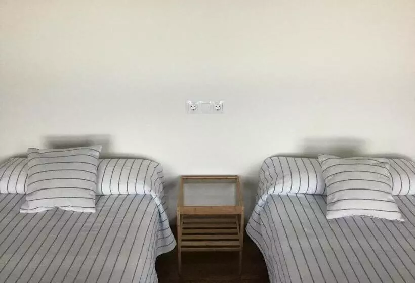 Retkeilymaja Linar Do Rei