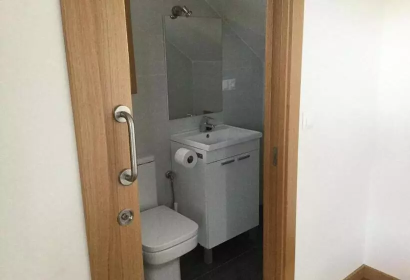 Retkeilymaja Linar Do Rei