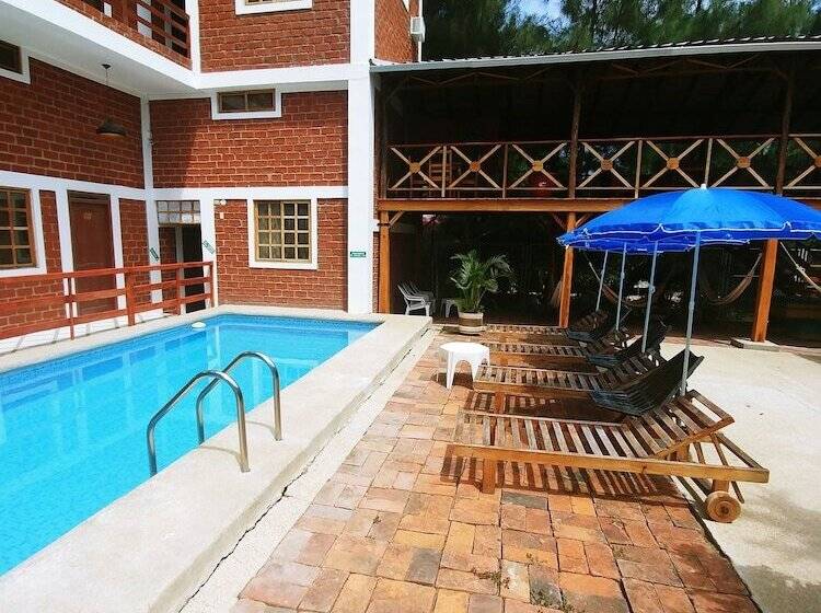 فندق صغير Hostería Pororoca Inn