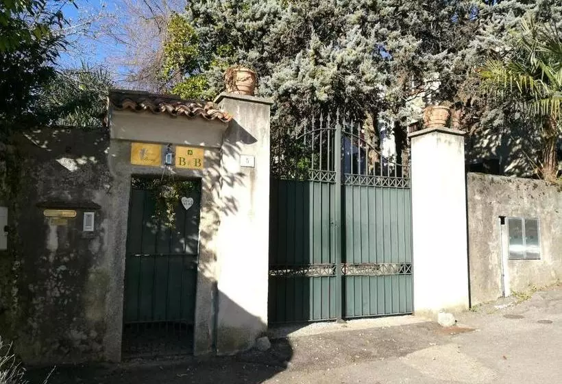 Antico Glicine B&b