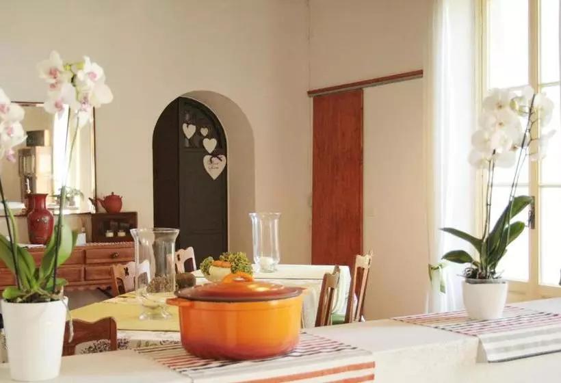 Antico Glicine B&b