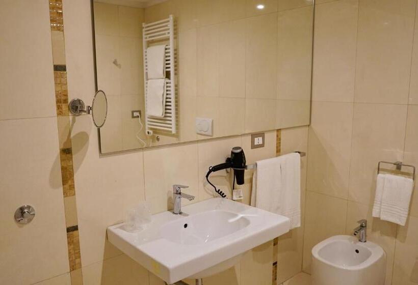 فندق Toscana Sport Resort