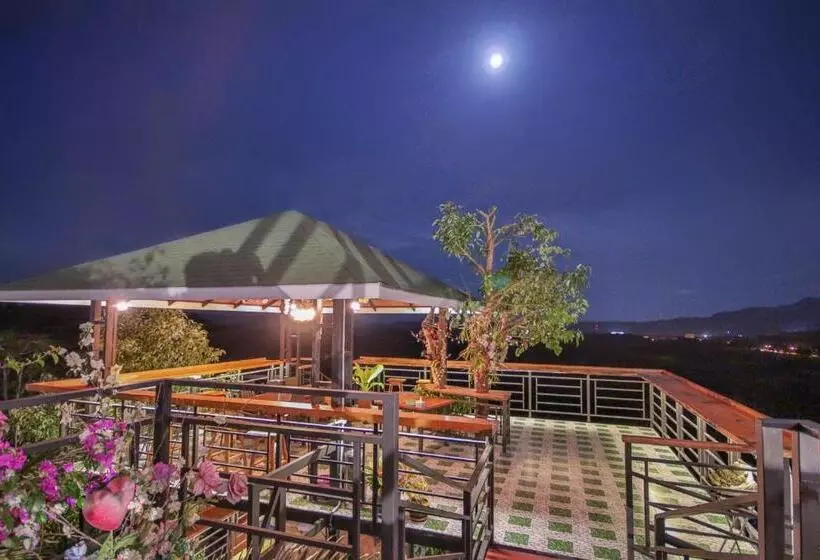 ホテル Happy Mountain Airport Resort