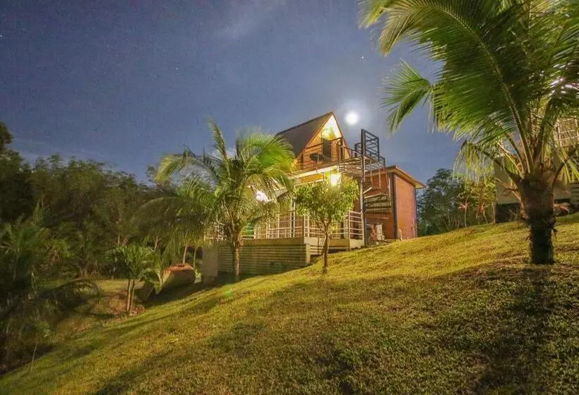 ホテル Happy Mountain Airport Resort