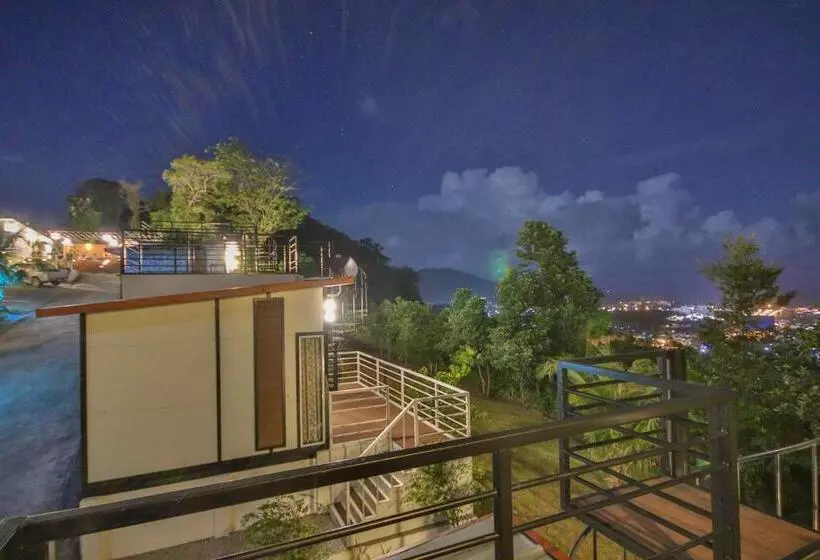 ホテル Happy Mountain Airport Resort