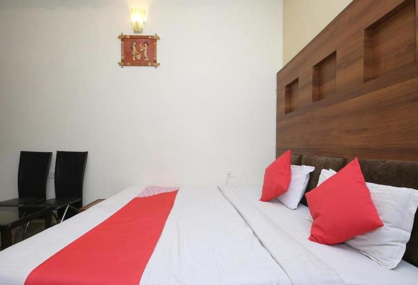 בית מלון כפרי Oyo 36212  Shubhkamna