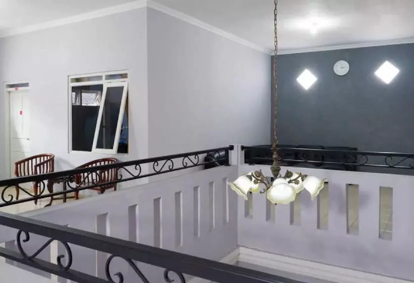 Hotelli Wisma Almaidah Jogjakarta Redpartner