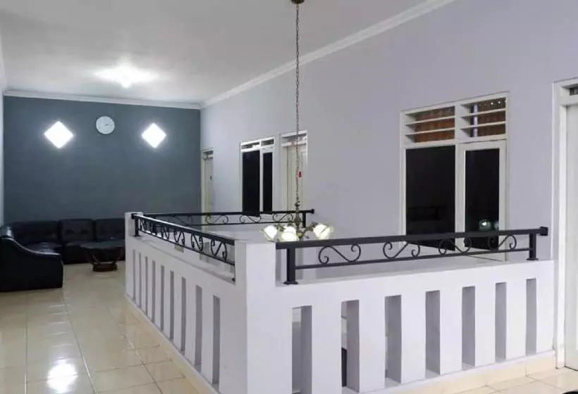 Hotelli Wisma Almaidah Jogjakarta Redpartner