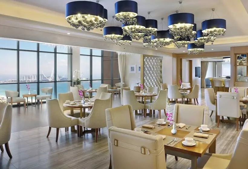 هتل Al Habtoor Grand Resort, Autograph Collection