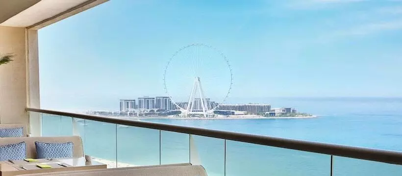 هتل Al Habtoor Grand Resort, Autograph Collection