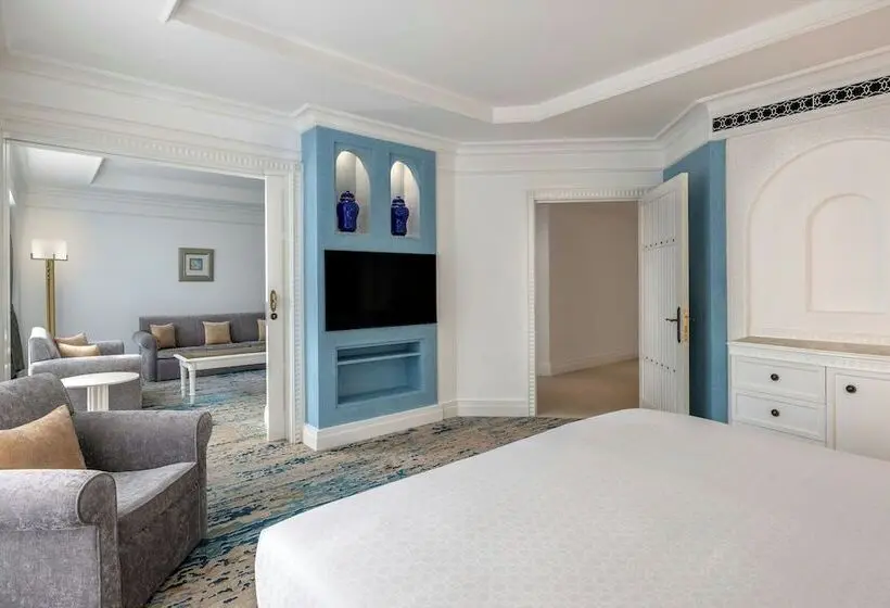هتل Al Habtoor Grand Resort, Autograph Collection