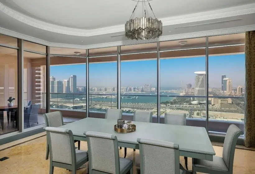 هتل Al Habtoor Grand Resort, Autograph Collection
