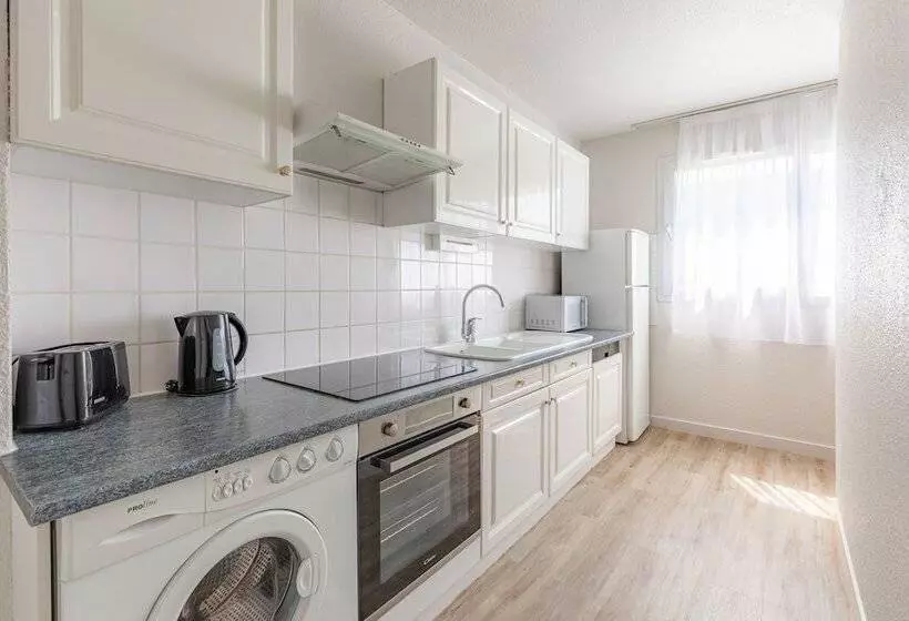 Отель Appart City Classic Rennes Ouest