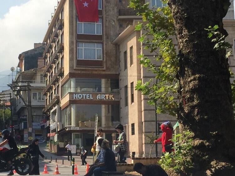هتل Artiç