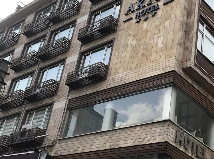 هتل Artiç
