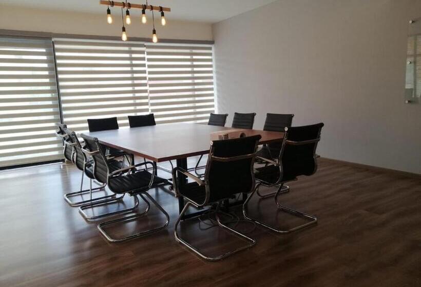 هتل Campestre Inn