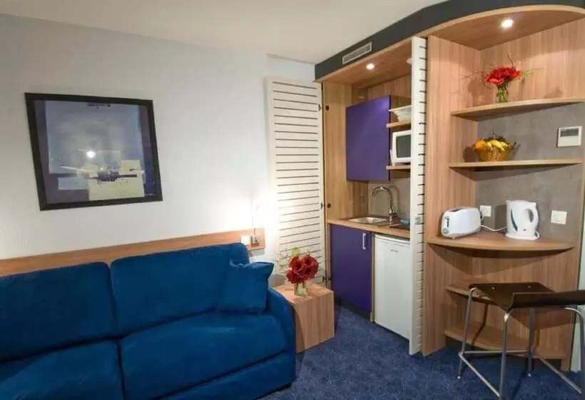 هتل Canal Suites   Paris La Villette