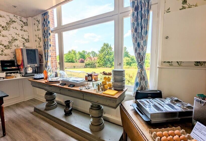 בית מלון כפרי Château Corneille