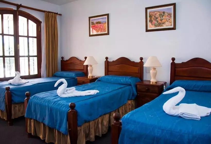 Hotel El Cortijo Apart