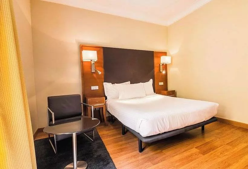 فندق El Exe Almería Centro